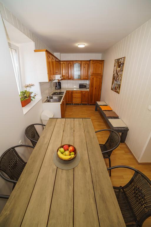ספליט Villa Alithia Silver חדר תמונה